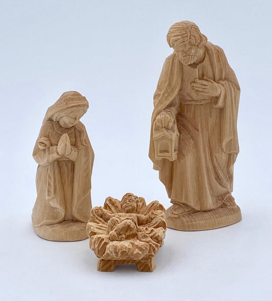 Tannenkrippe Heilige Familie 3-teilig (Zirbelkiefer)